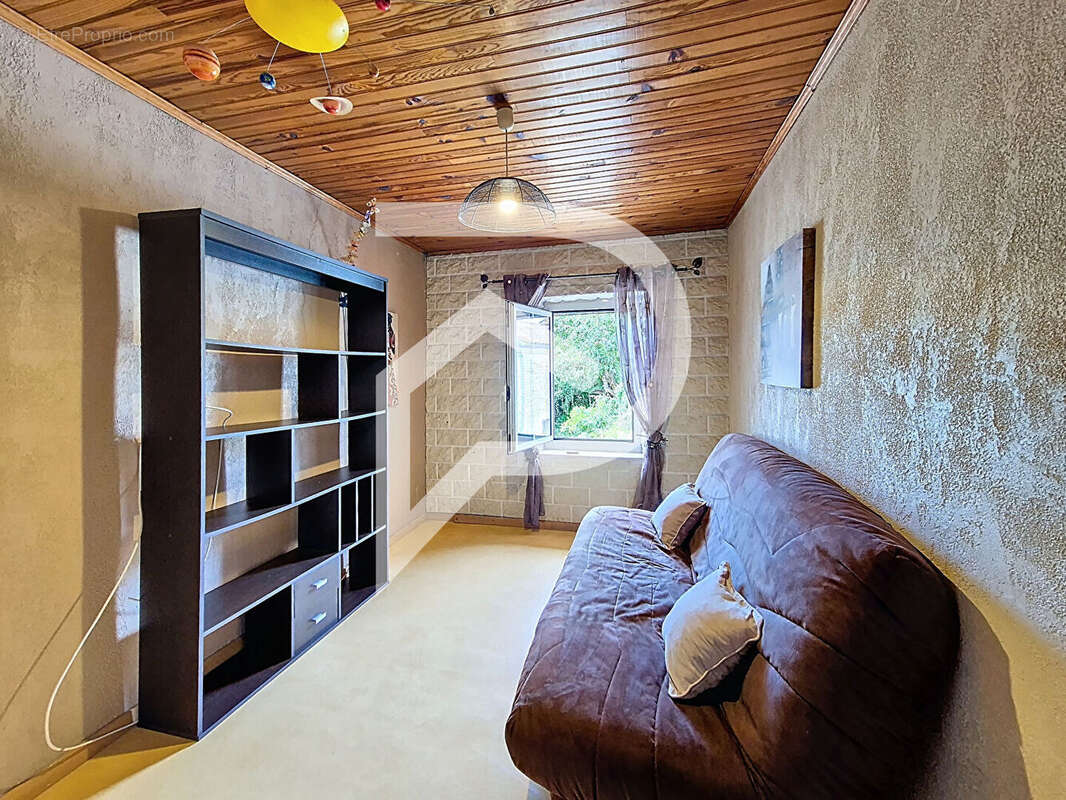 Maison à MALATAVERNE