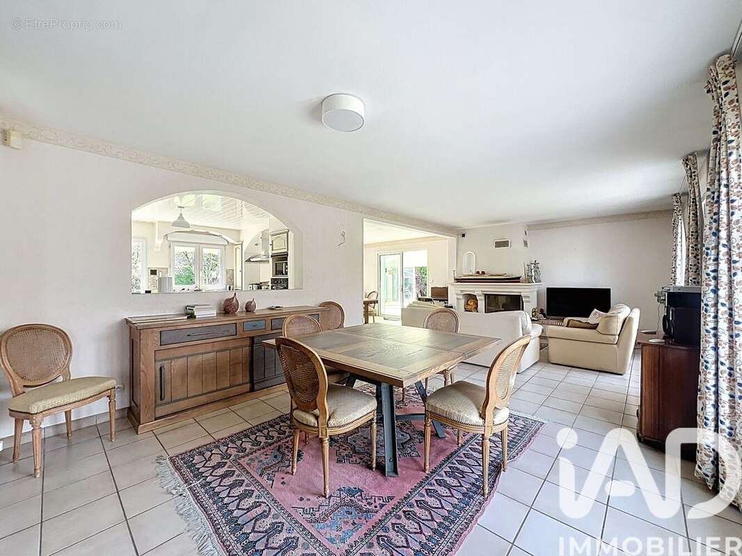 Maison 165 m² à Favieres  - photo 4