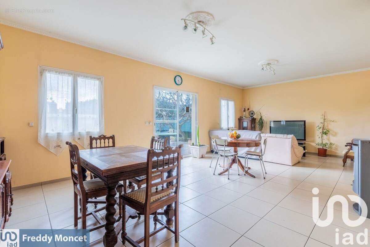 Photo 5 - Maison à JUVISY-SUR-ORGE