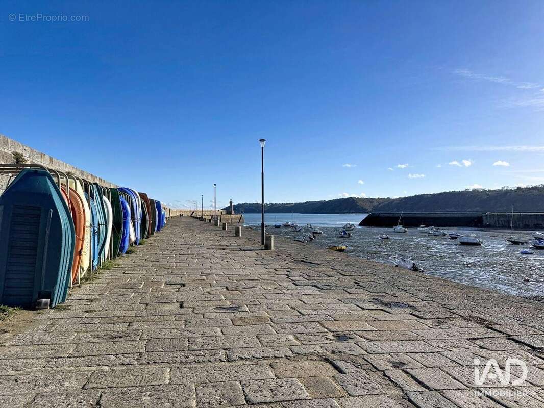 Photo 5 - Commerce à ETABLES-SUR-MER