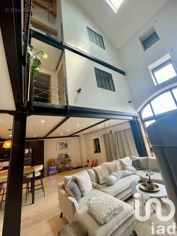 Photo 1 - Maison à VOLVIC