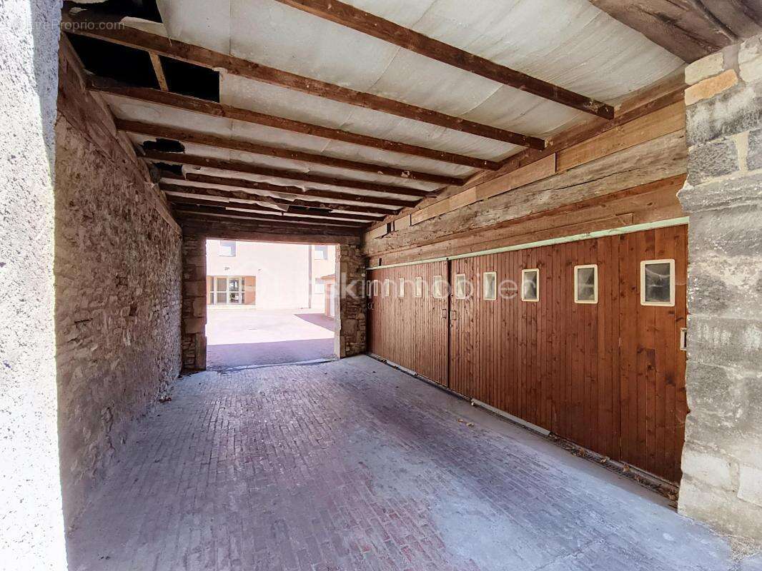 Bel appartement avec parking et un garage de 112 m² en sus - photo 9