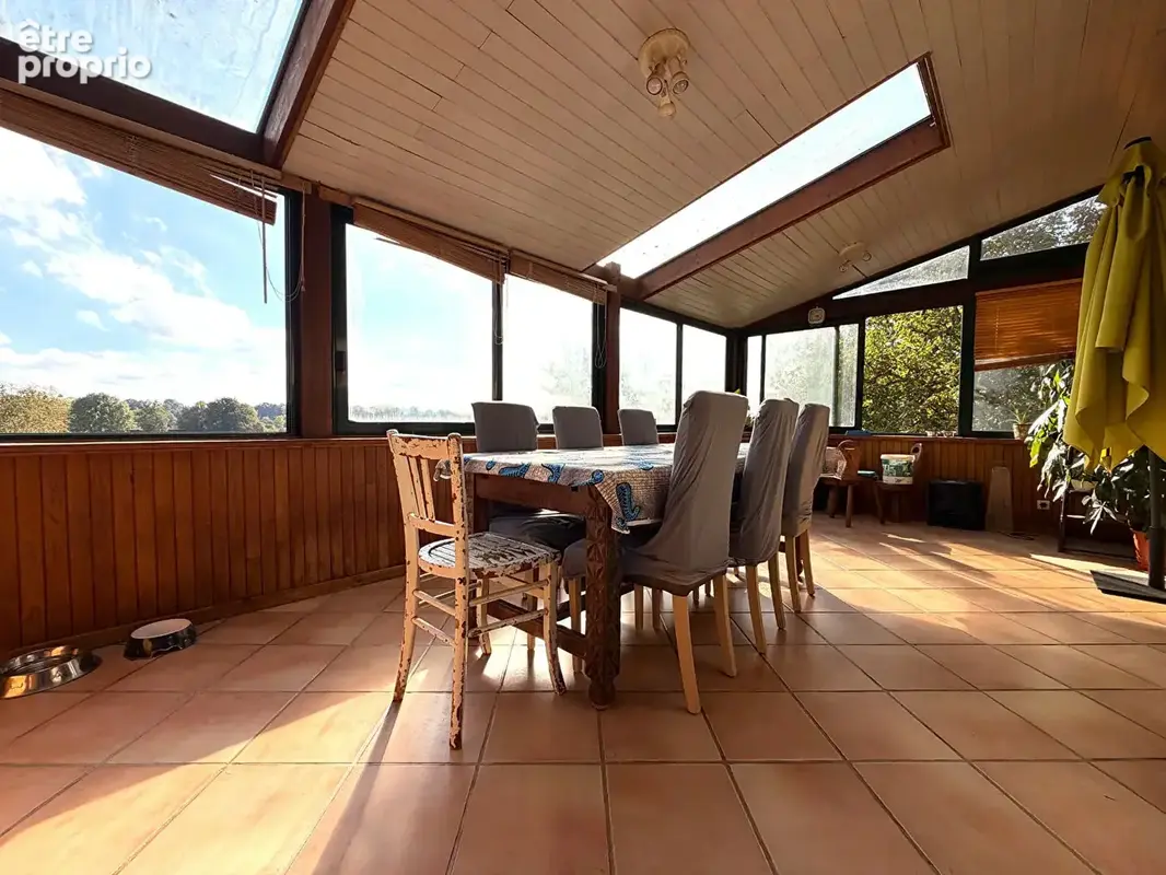 Maison 5 pièces - 4 chambres - Terrain de 7 380 m² - Au calme - photo 7