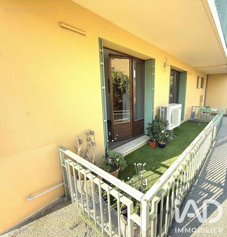 Photo 1 - Appartement à LA VALETTE-DU-VAR