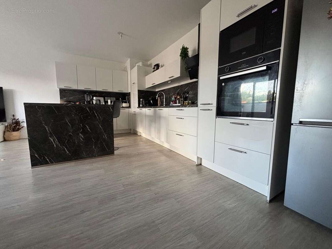 Appartement à CORBEIL-ESSONNES