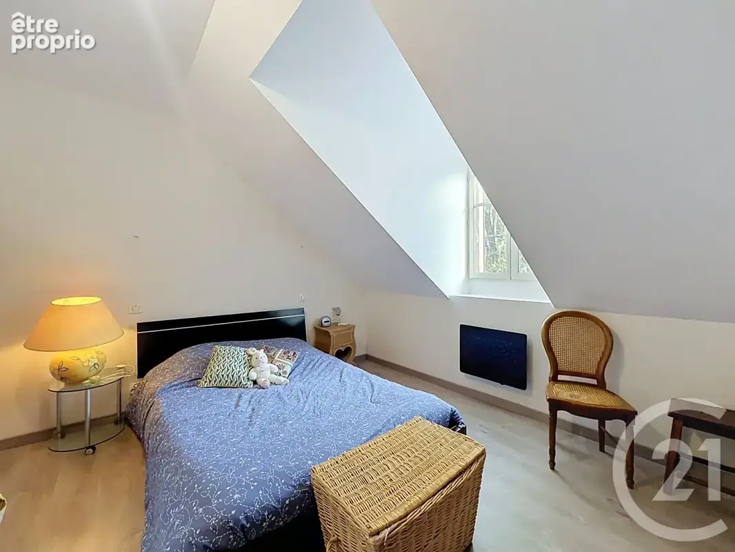 Maison 5 pièces 122 m² à vendre à La Ferte-Saint-Aubin (45240) - photo 8