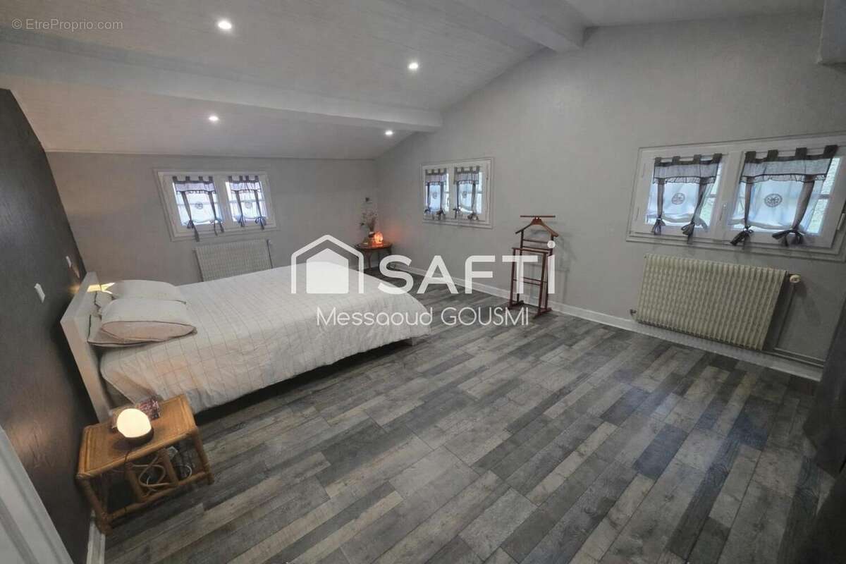 Photo 8 - Maison à GIVORS