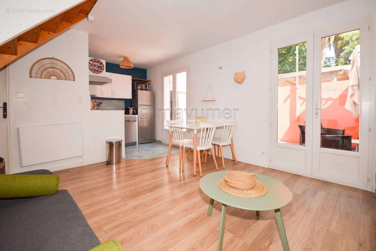 Maison de ville T4 de 70m2 - terrasse sans vis à vis - Sainte Marguerite / Le Cabot 13009 Marseille n°5