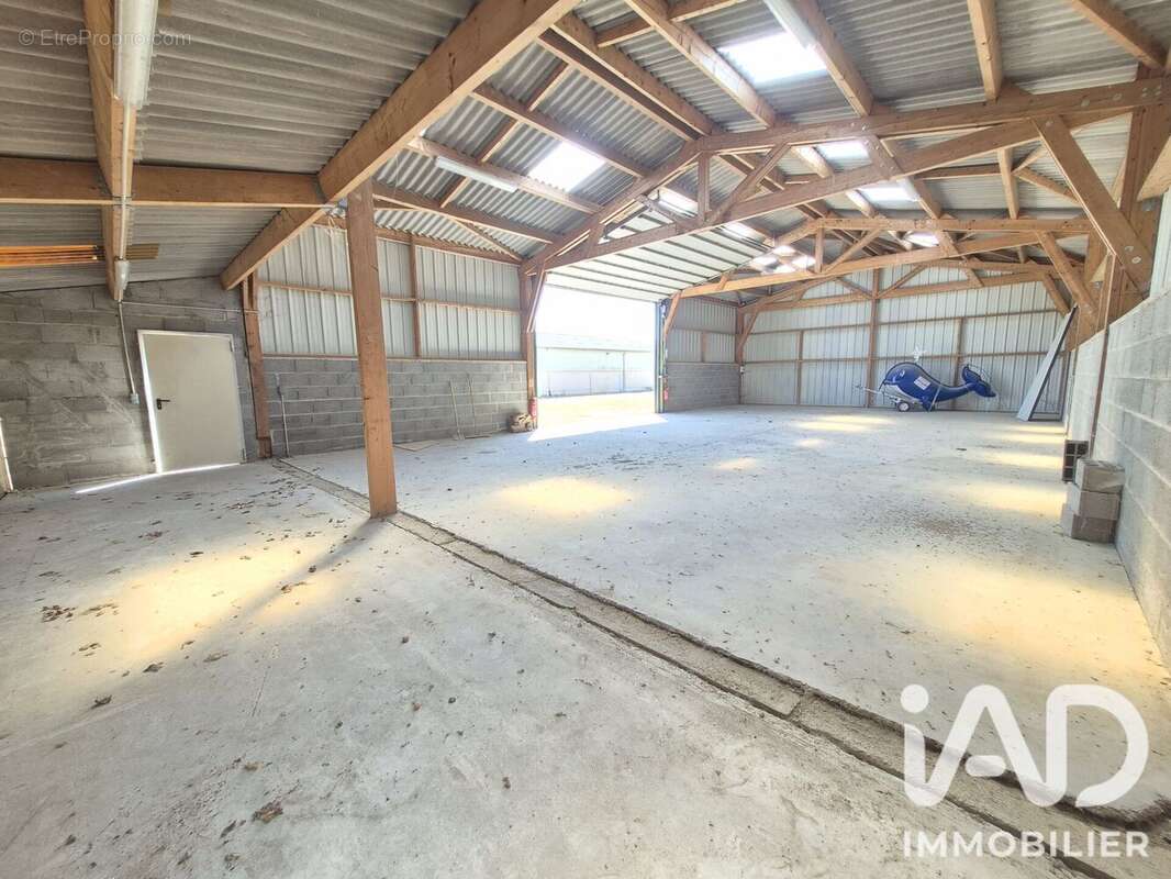 Maison 1 m² à Saint-Leger-De-Montbrun  - photo 5