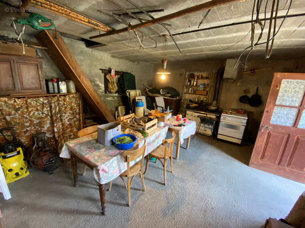 Maison à SAINT-ALBAN-DES-HURTIERES