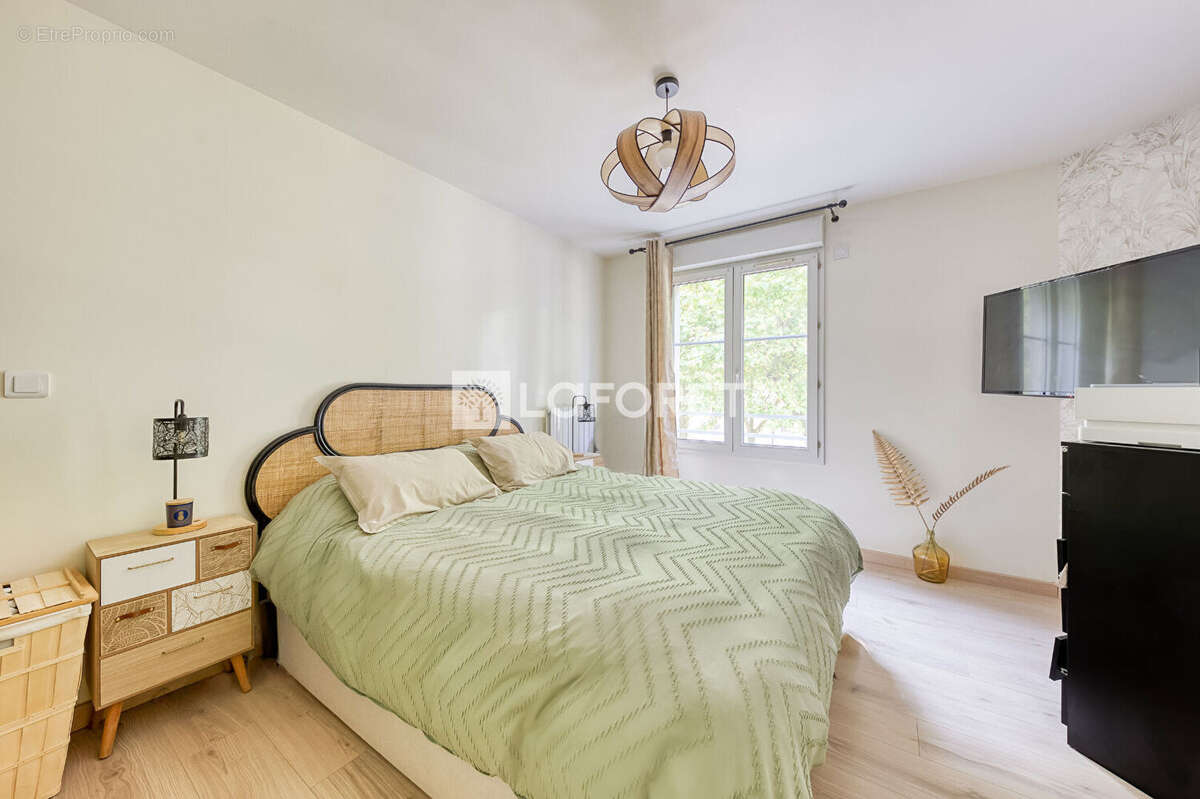 Appartement à BUSSY-SAINT-GEORGES