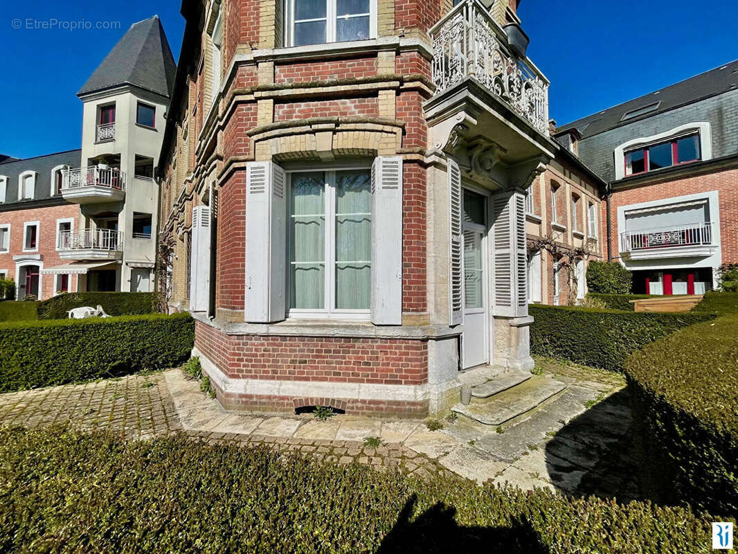 Appartement à BOIS-GUILLAUME