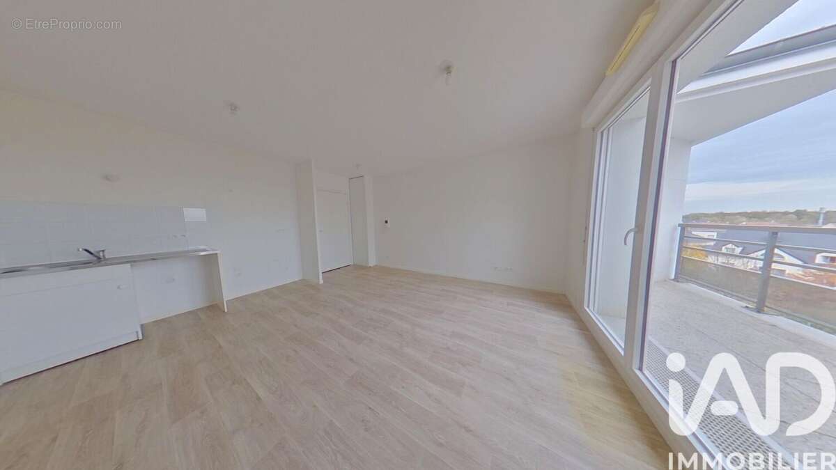 Photo 3 - Appartement à LIEUSAINT