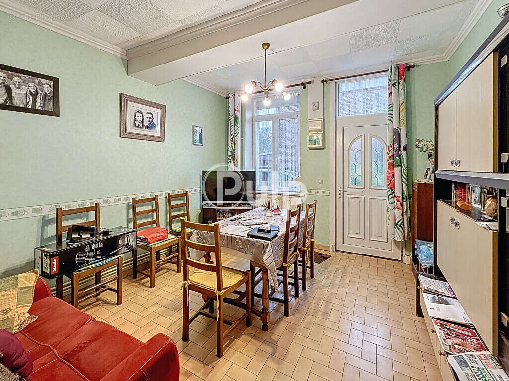 Appartement à AUXI-LE-CHATEAU