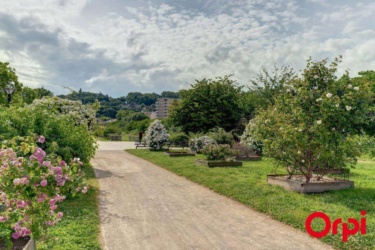 Appartement à CALUIRE-ET-CUIRE