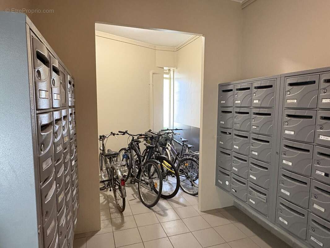 Appartement à SAINT-MAUR-DES-FOSSES