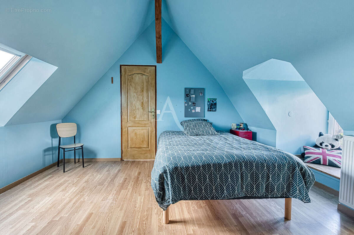 Maison à SAINT-DENIS-D&#039;ANJOU