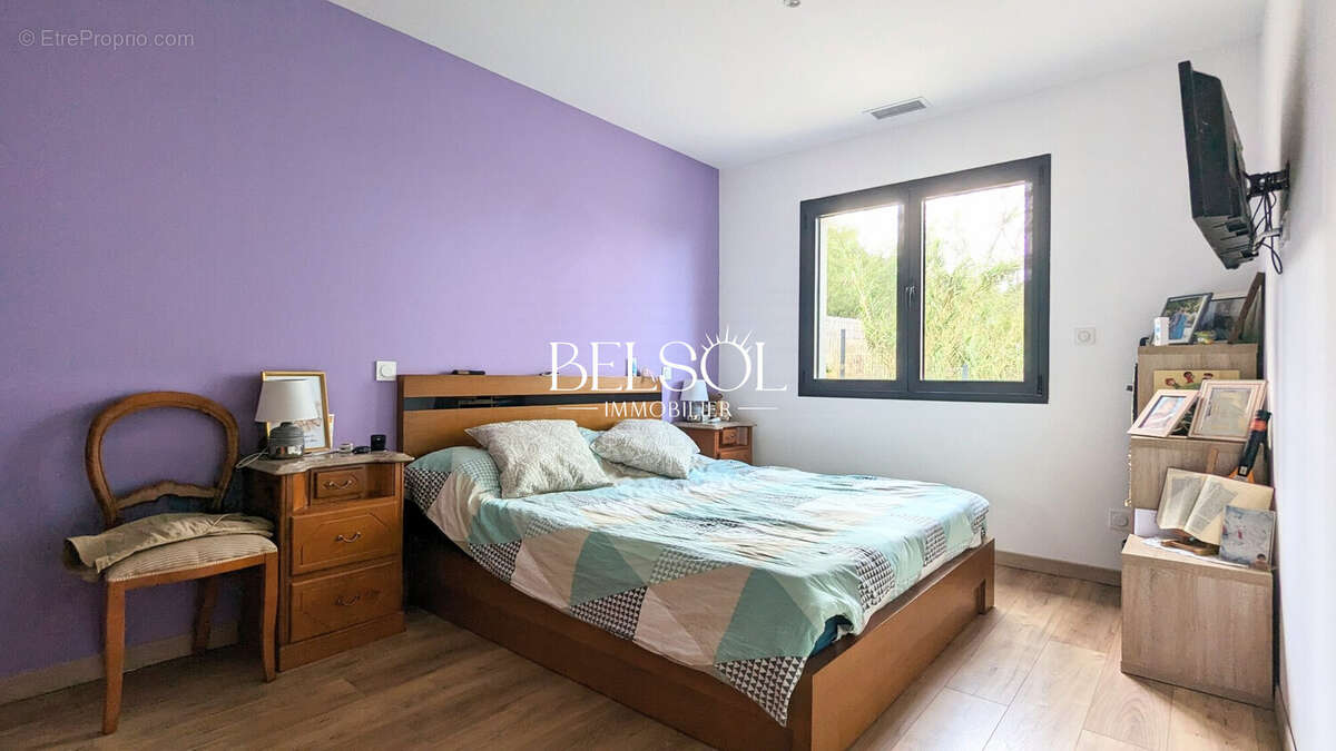 Maison à VILLELONGUE-DELS-MONTS