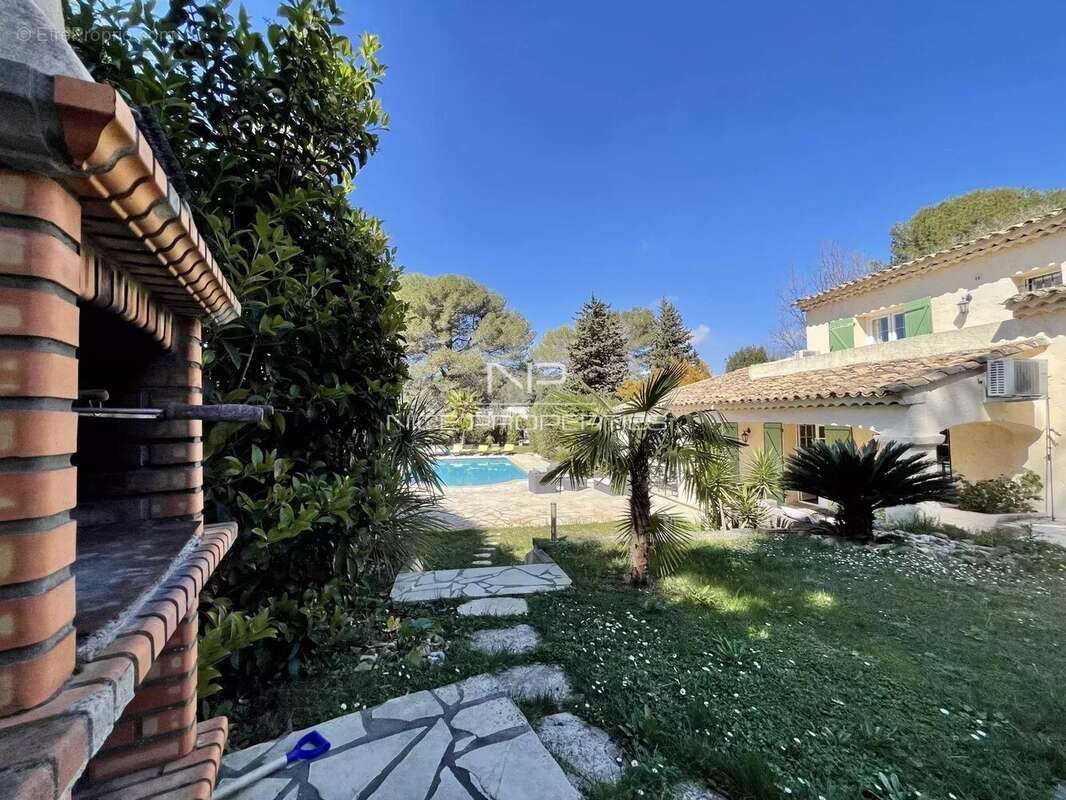 Maison à CANNES