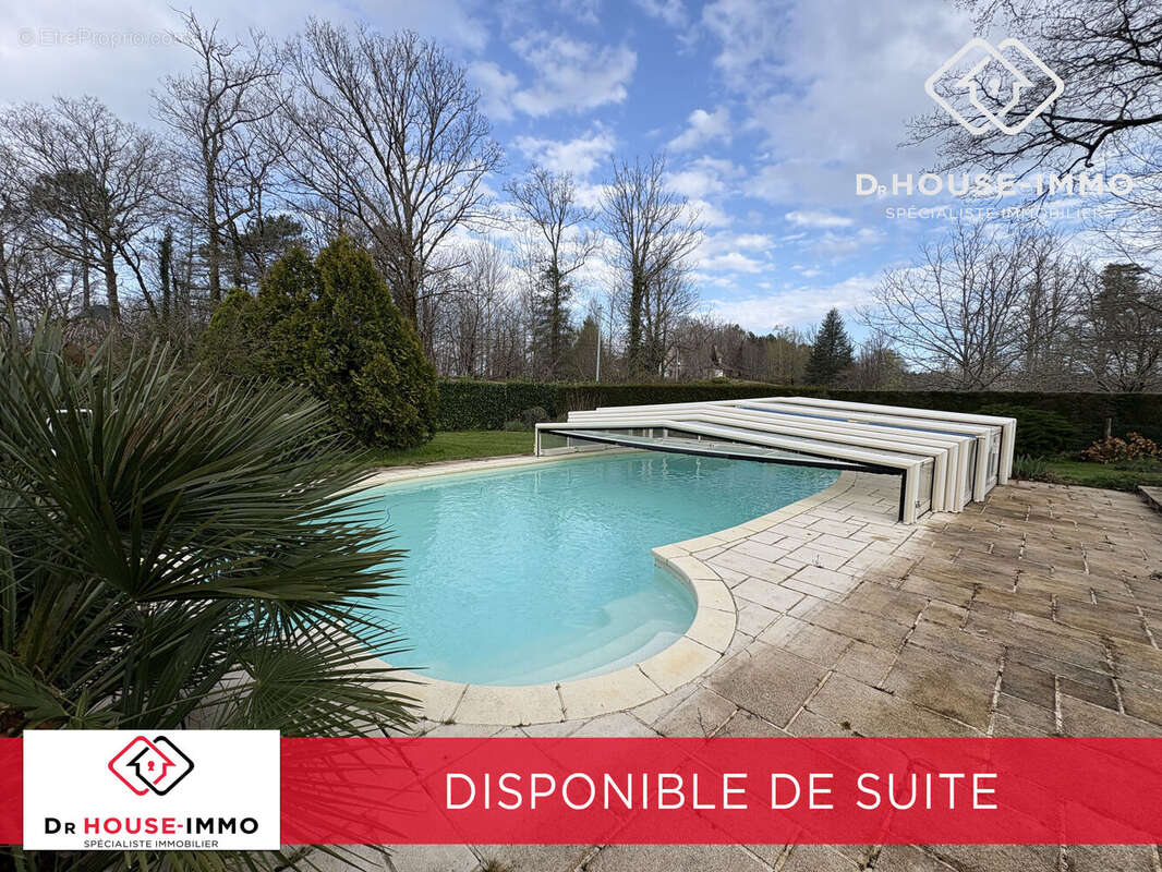 Maison 230 m² à Saint-Estephe  - photo 2