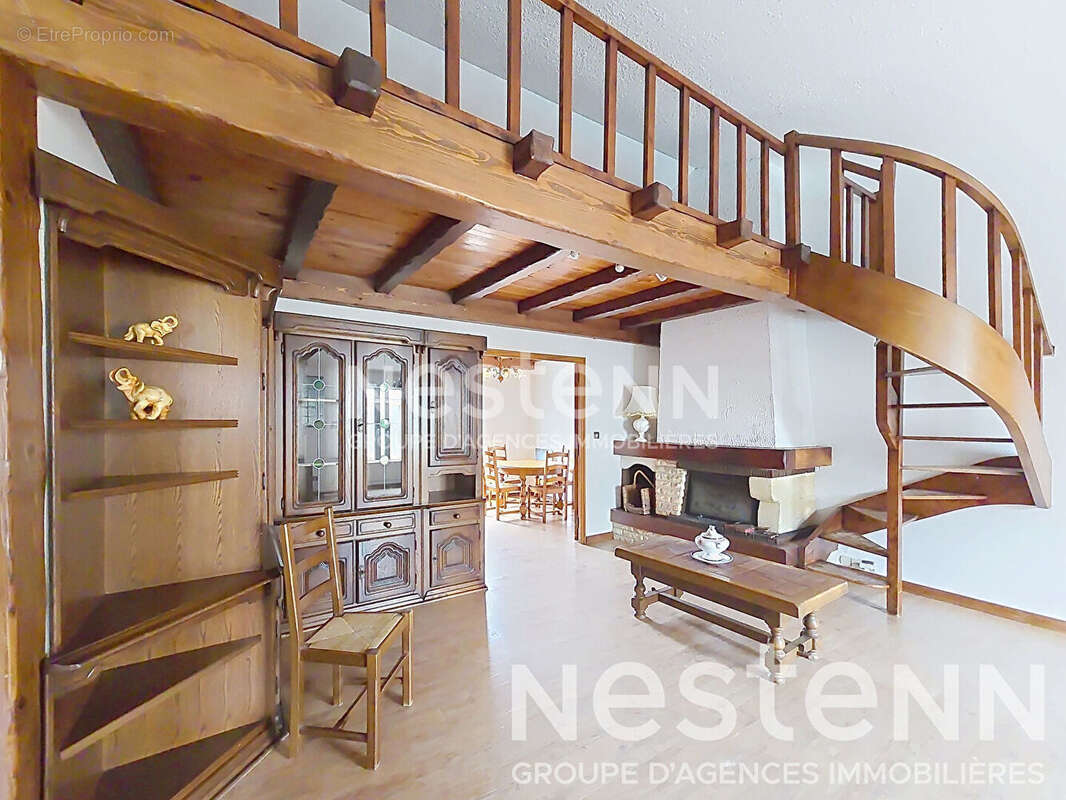 Maison à SAINT-MARTIN-DE-CRAU