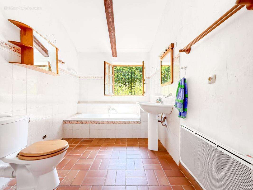 Maison à DRAP