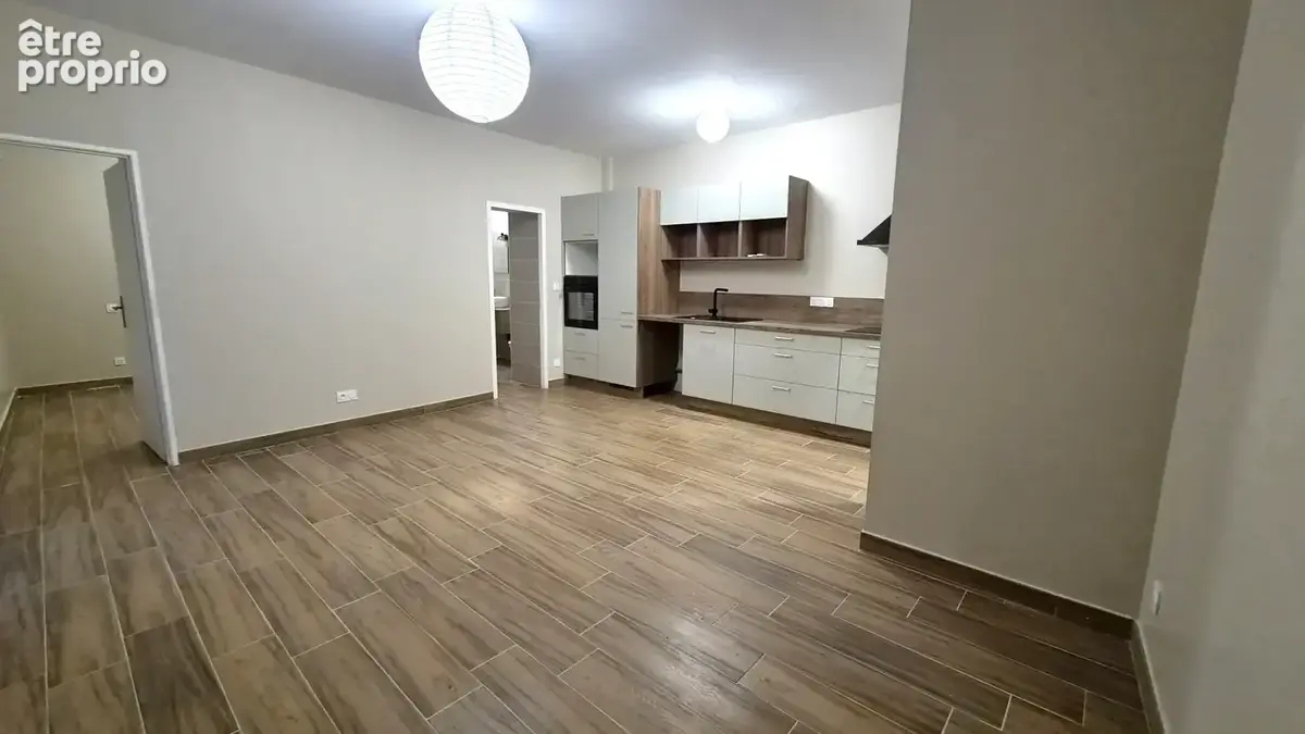 Immeuble avec 4 appartements et un garage à vendre à NIMES (30) - photo 4