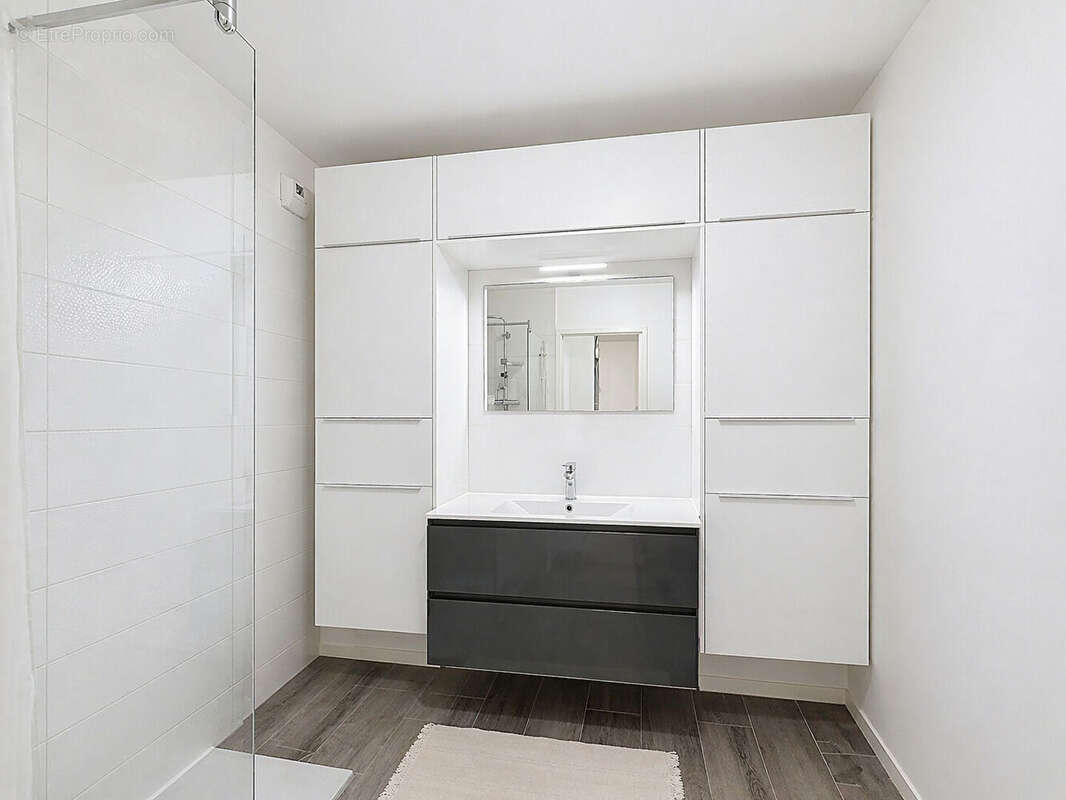 Appartement à PUTEAUX