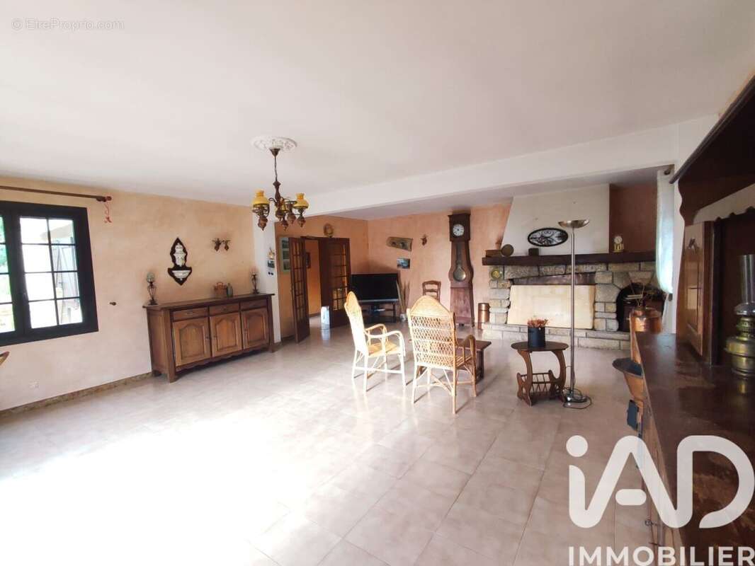 Photo 9 - Maison à ROUJAN