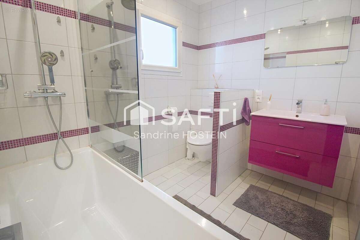 Photo 8 - Maison à HUSSIGNY-GODBRANGE