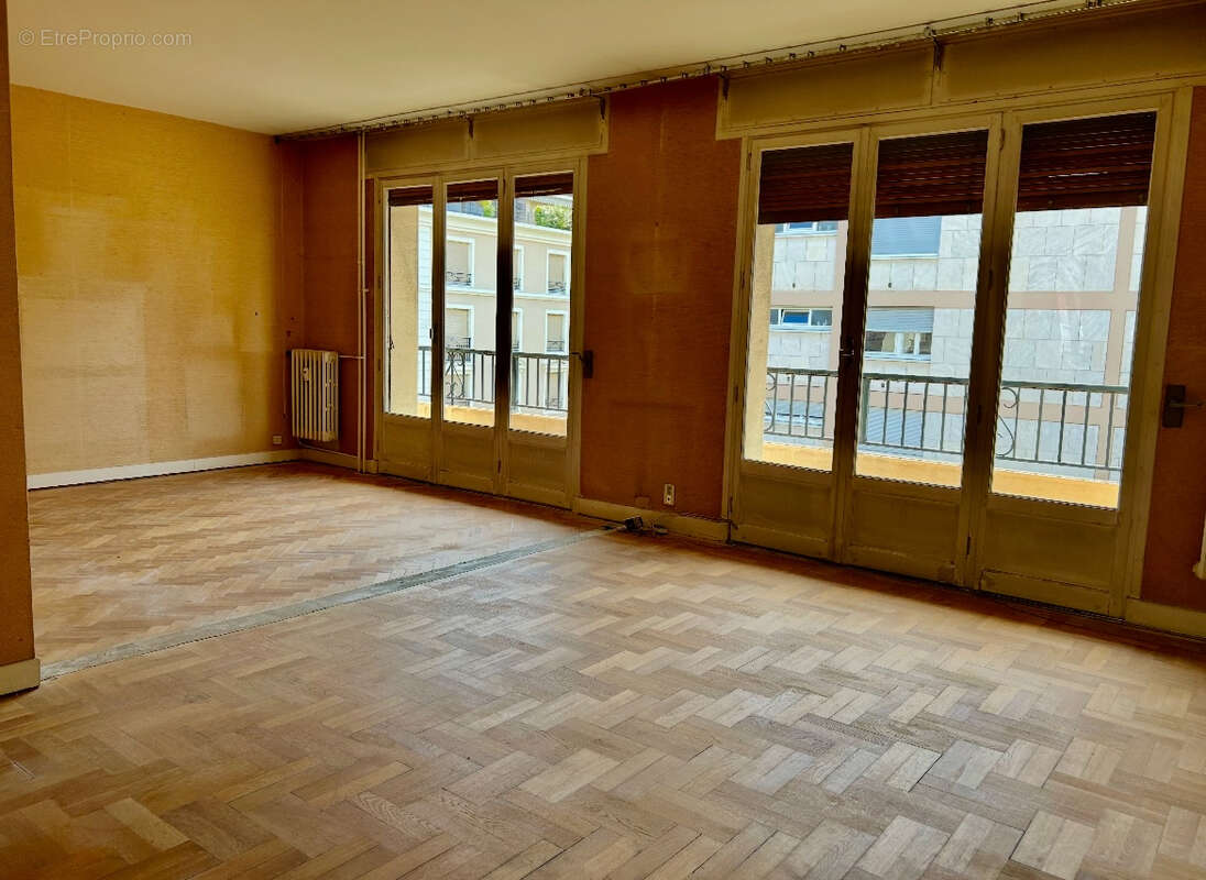 A vendre t4 105m2 avec balcon lyon 69006 - photo 10