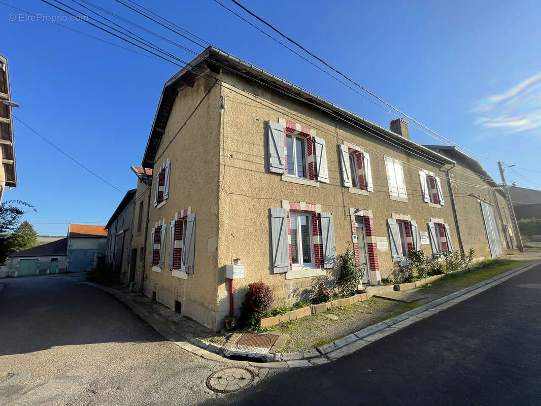 Maison à HAN-SUR-MEUSE