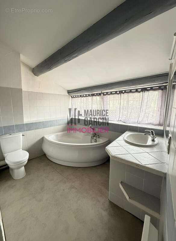 Appartement à CHATEAURENARD