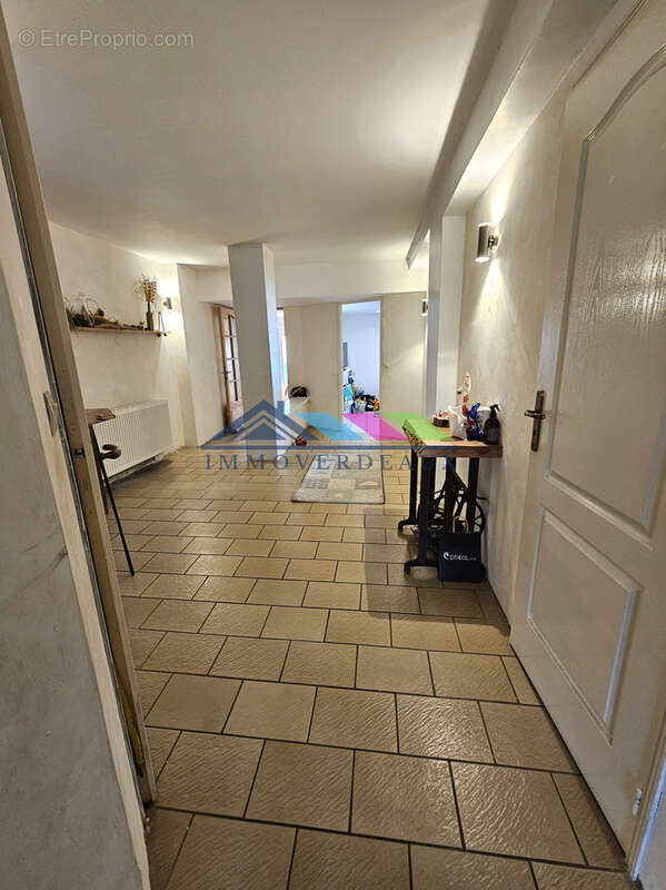 Maison à SERRES