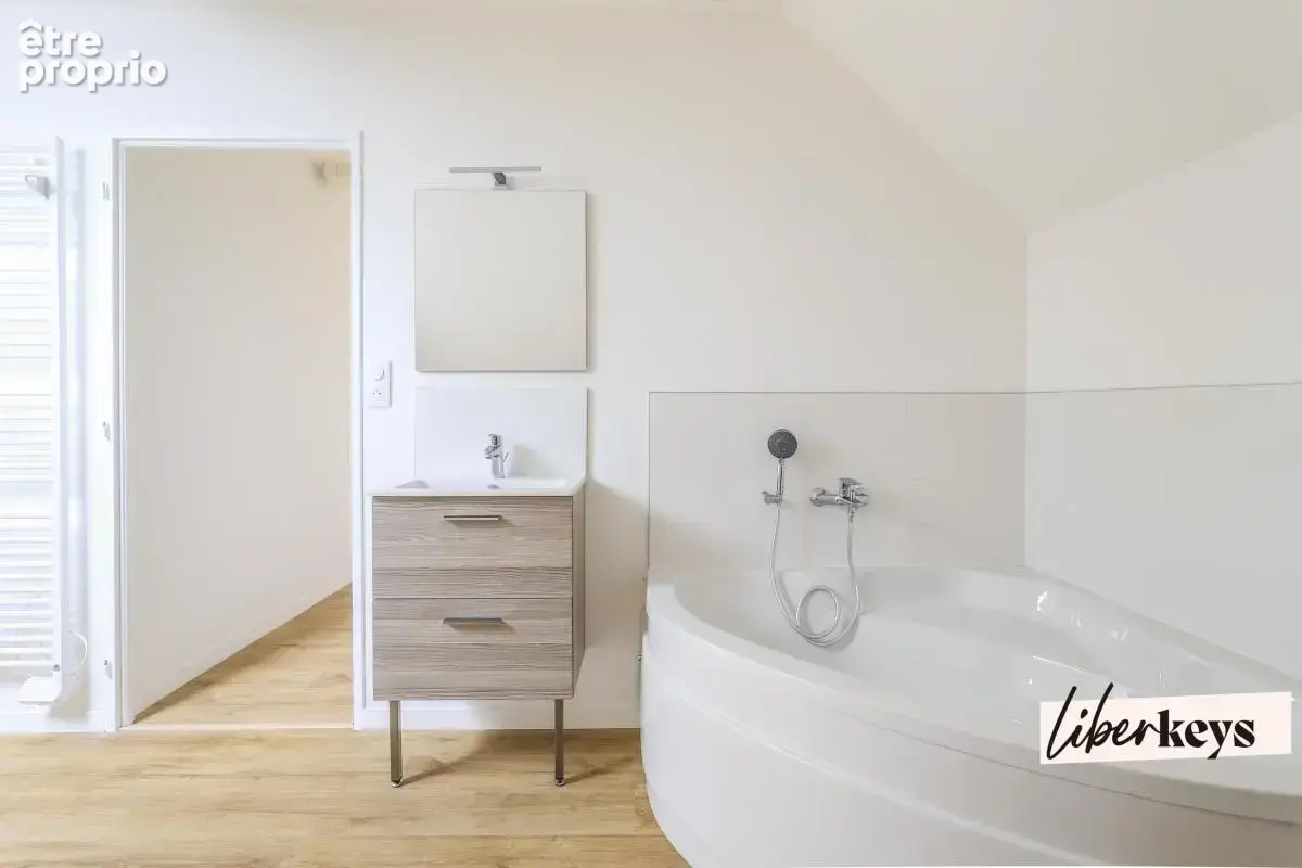 Appartement rénové - 2 chambres - Centre ville d'Amiens - photo 9