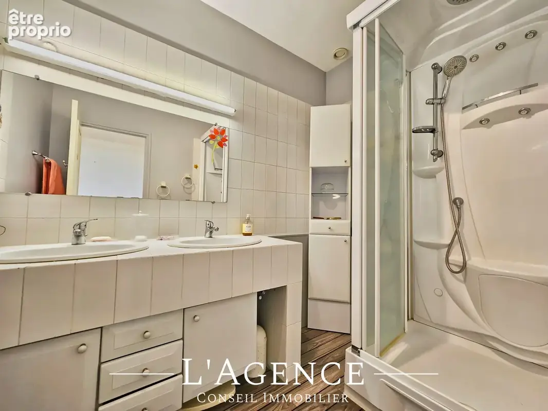 Appartement au dernier étage avec Balcon et Garage - photo 8