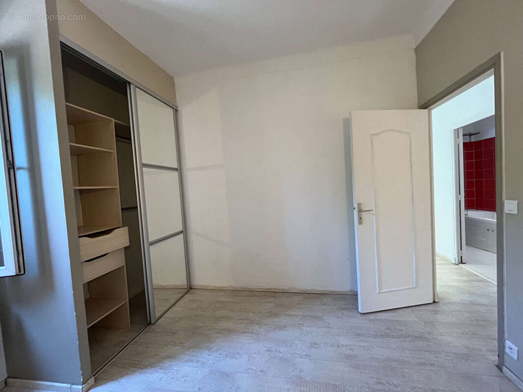Appartement à VILLENEUVE-LOUBET