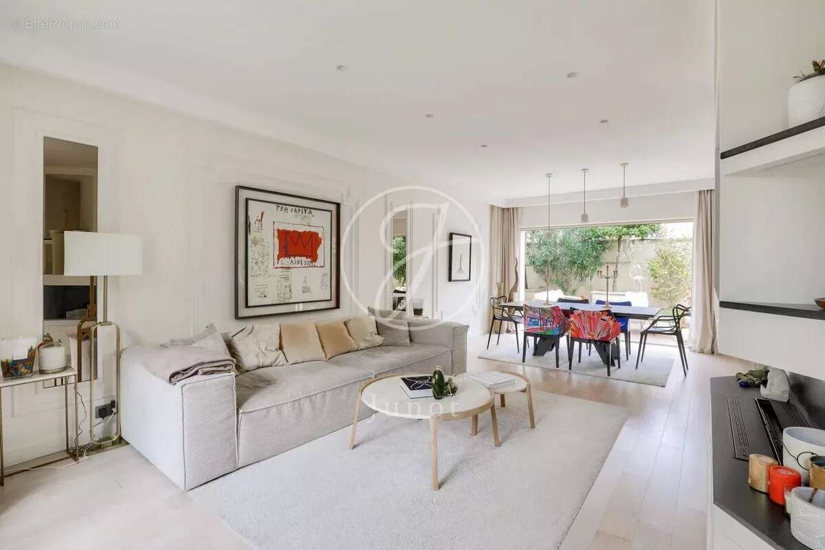 Maison à LE VESINET