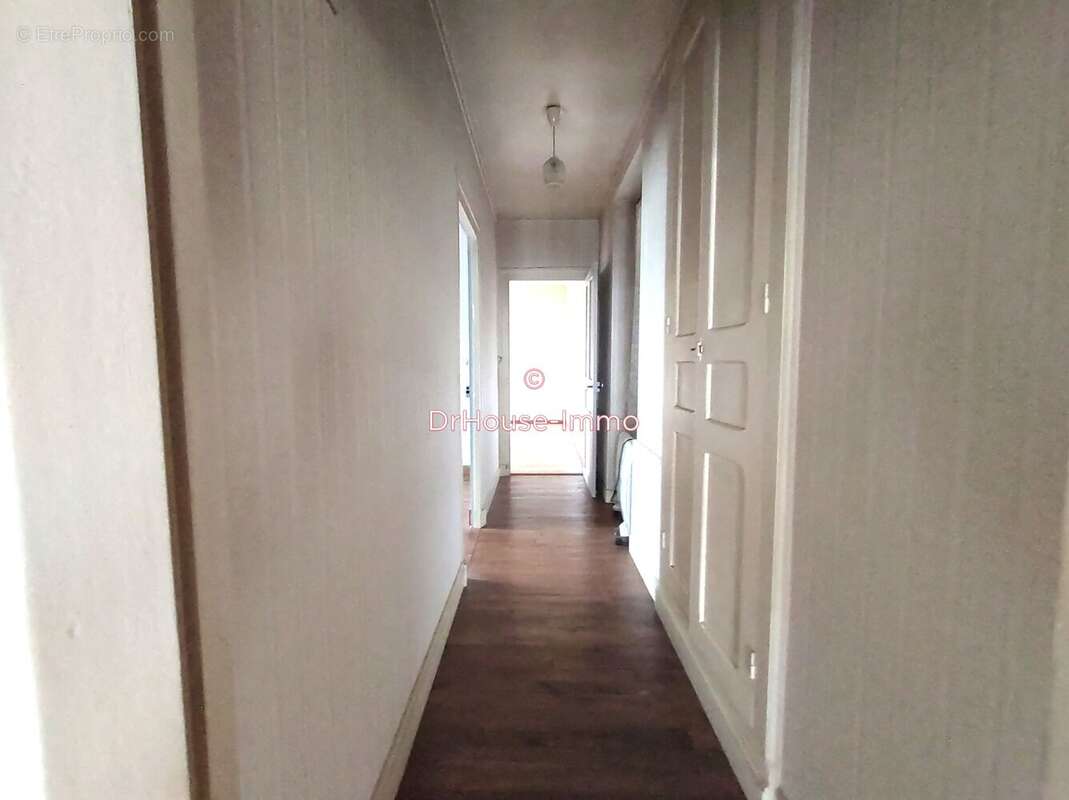 Maison à MONTCHEVRIER