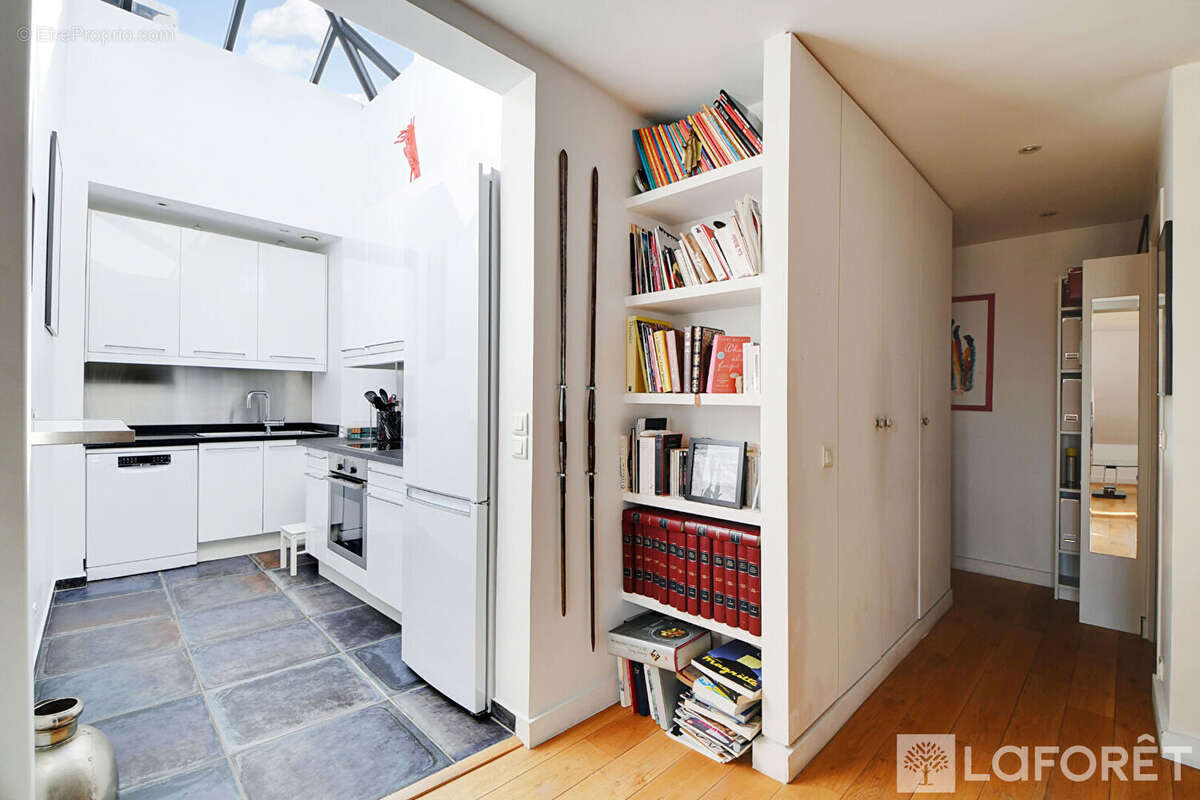 Appartement à PARIS-3E