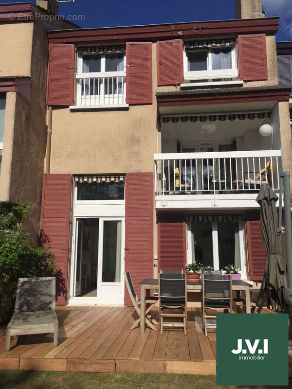 Maison à MONTMORENCY