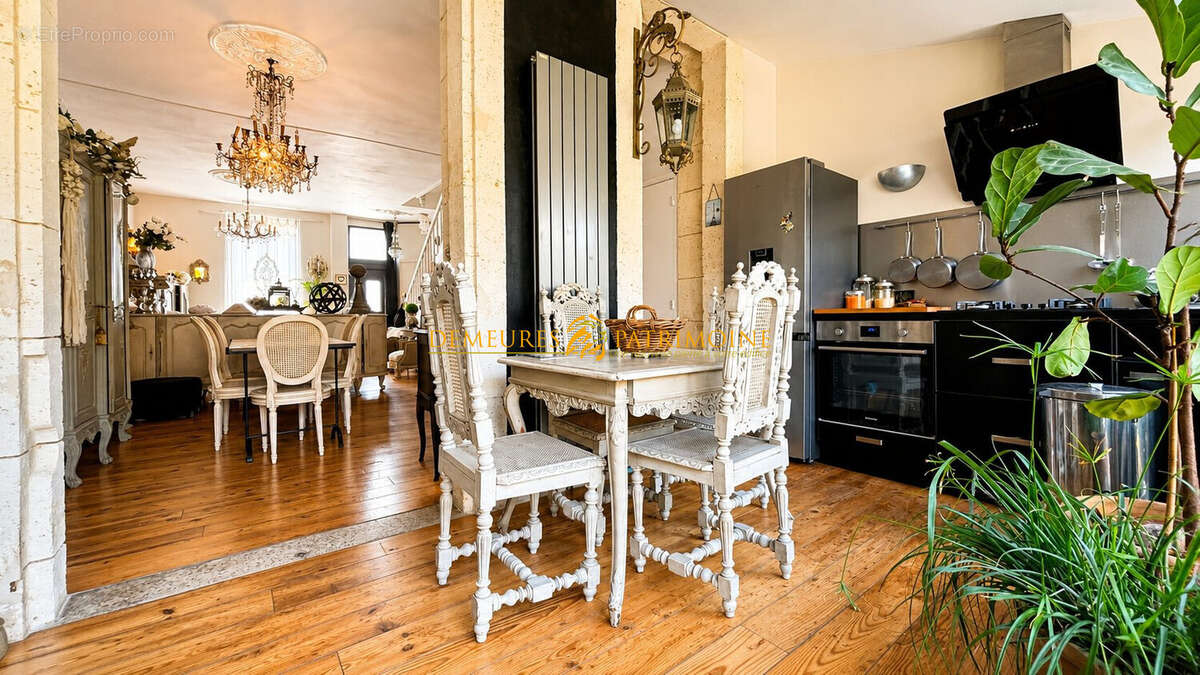 Maison 111 m² à Angouleme  - photo 3