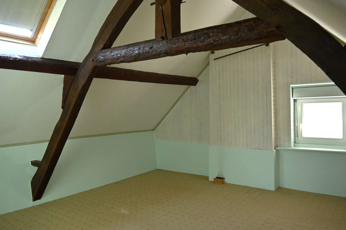Maison à CURDIN