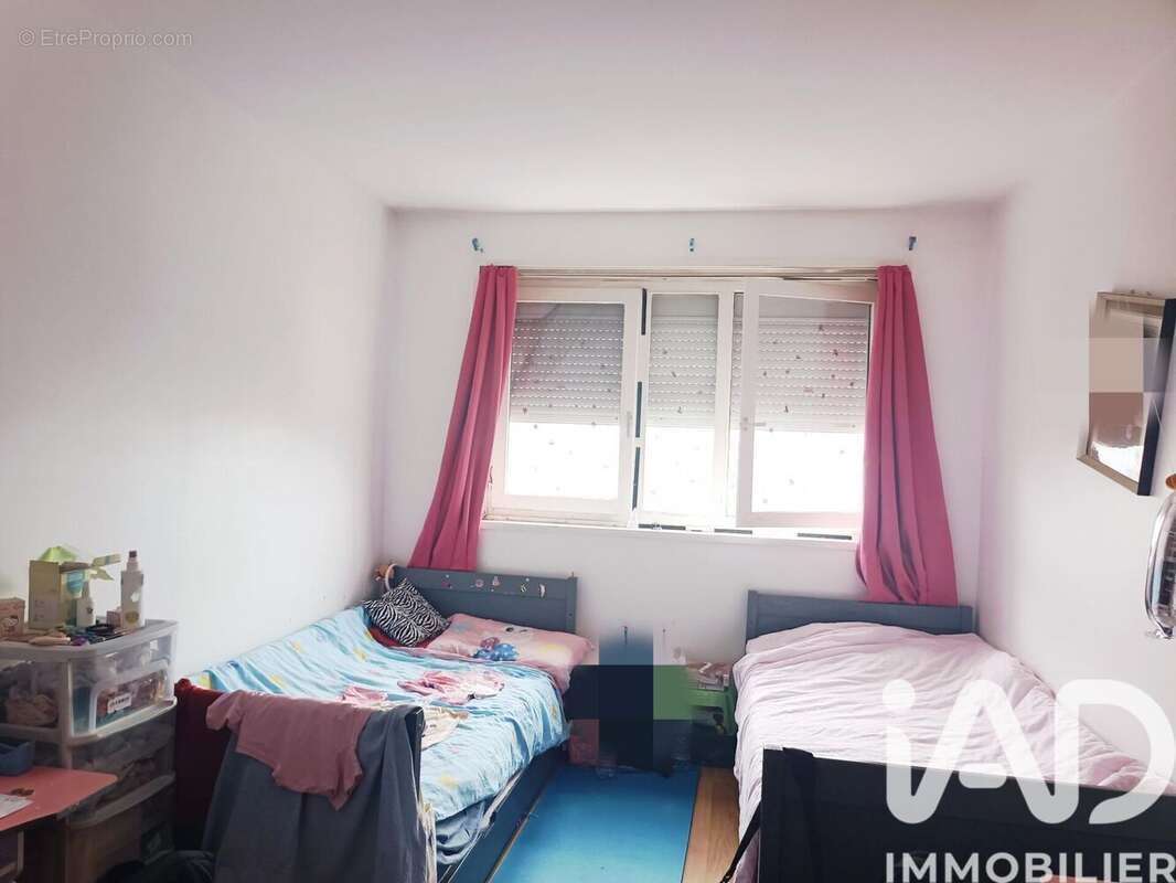 Photo 8 - Appartement à CLICHY
