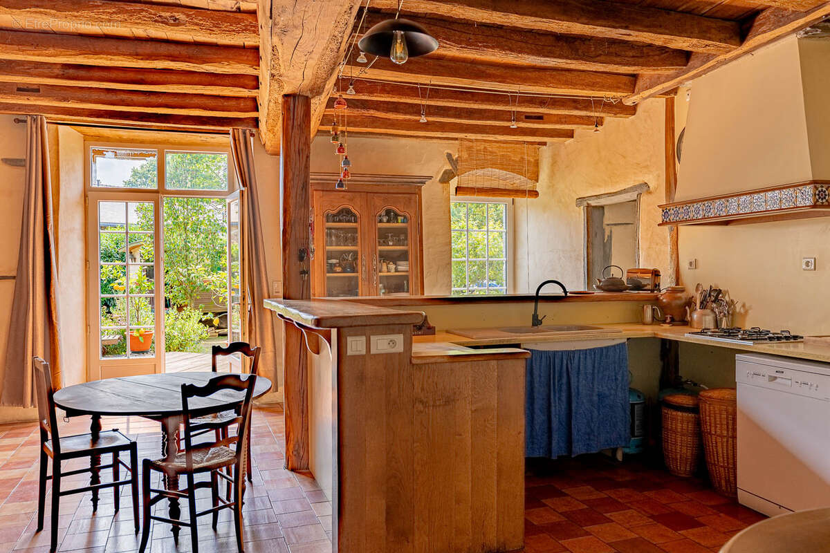 Maison à CONQUEREUIL