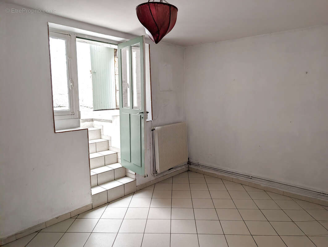 Maison à PONT-DU-CHATEAU