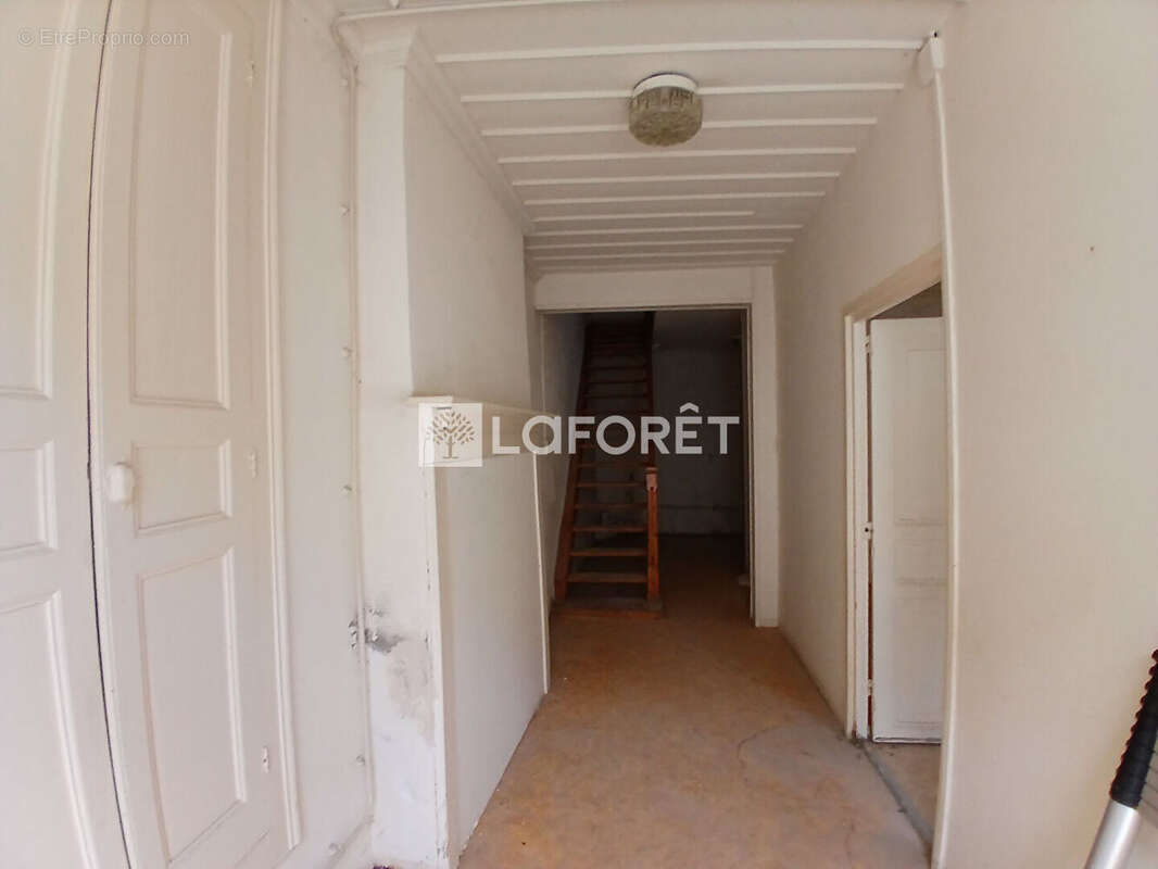 Maison à FERRIERES-SAINT-MARY