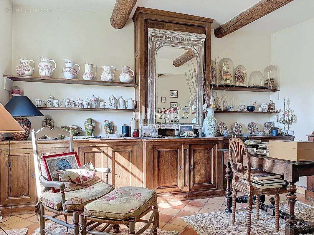 Maison à SAUMANE-DE-VAUCLUSE