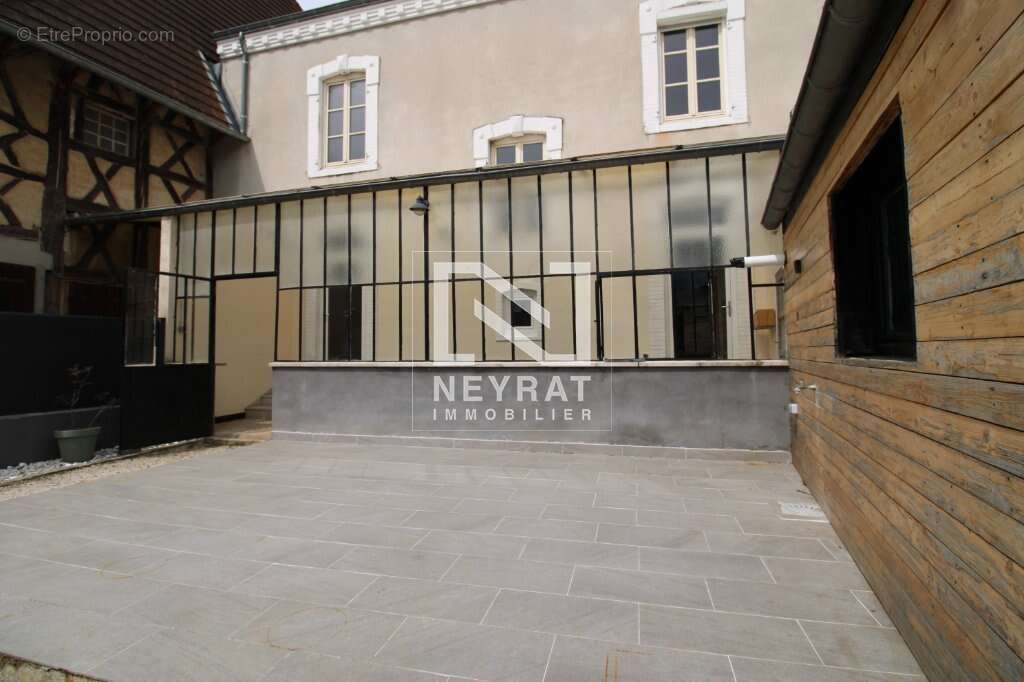 Maison à MERVANS