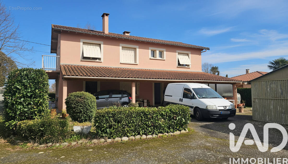 Photo 1 - Maison à SAVERDUN